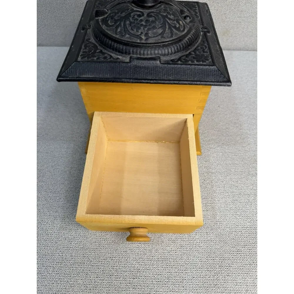 VTG CAST-IRON & WOOD COFFEE GRINDER Manual ORNATE Primitive‎ Farmhouse 1-Drawer